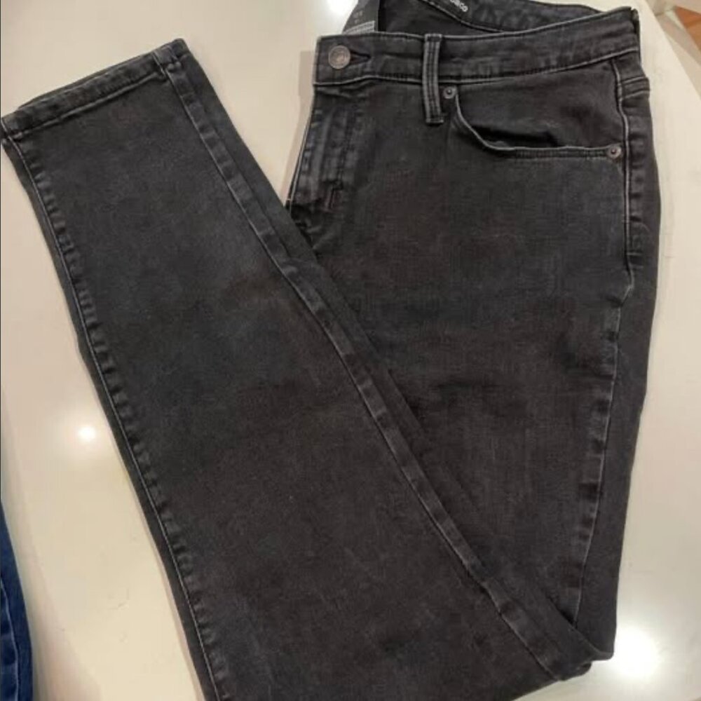 Women's Mossimo Black Wash Denim - 12 short
